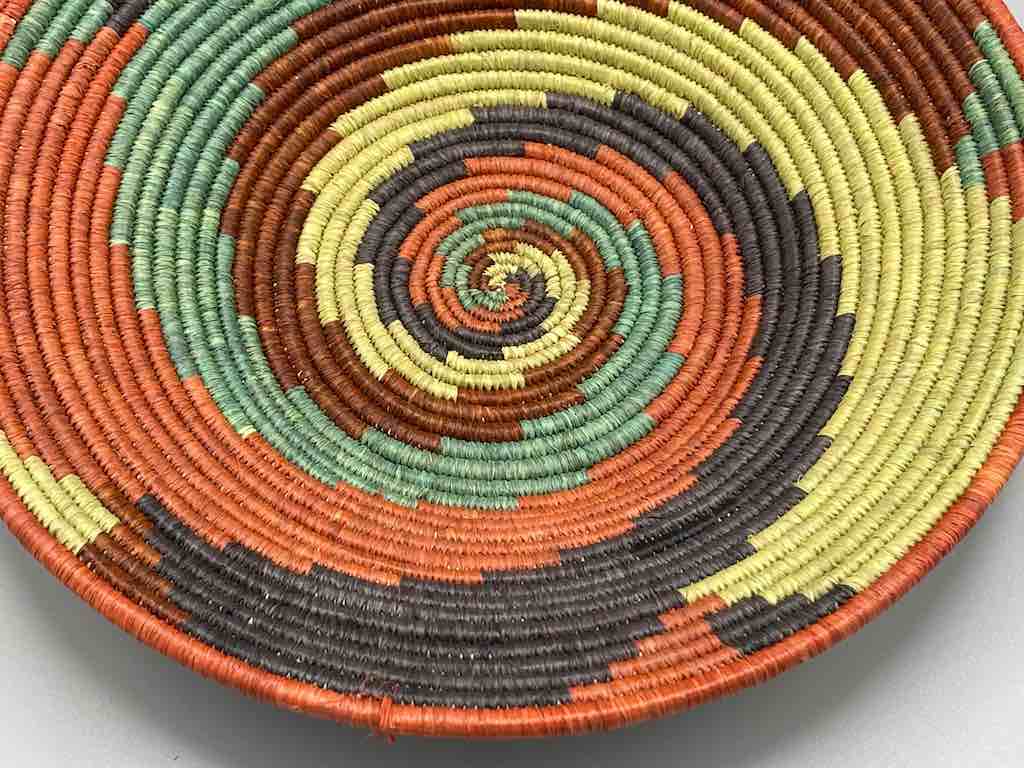 Finest Quality Handwoven Batoro Raffia Basket/Bowl | 9"