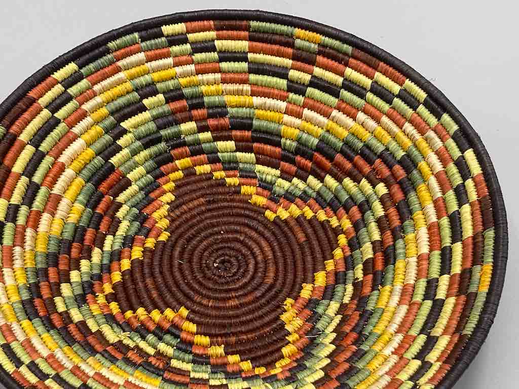 Finest Quality Handwoven Batoro Raffia Basket/Bowl | 9"