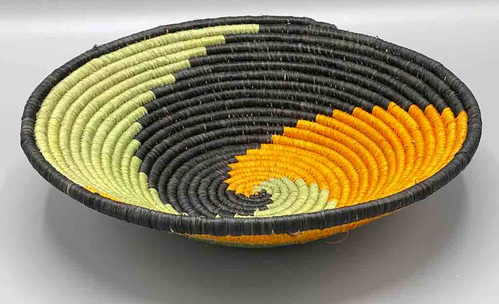 Finest Quality Handwoven Batoro Raffia Basket/Bowl | 9"