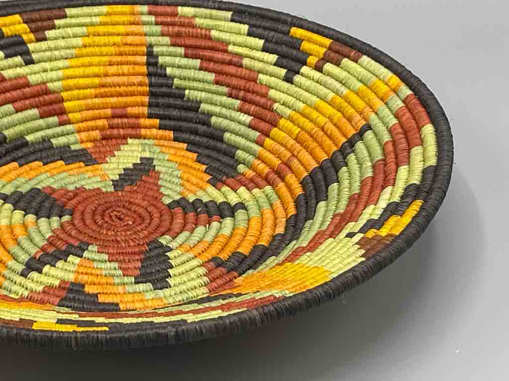 Finest Quality Handwoven Batoro Raffia Basket/Bowl | 9"