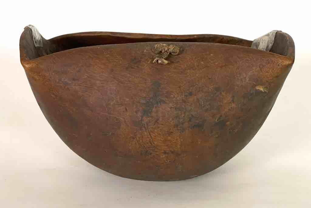 Vintage Wooden Samburu Vessel Bowl from Kenya, Africa | 11"