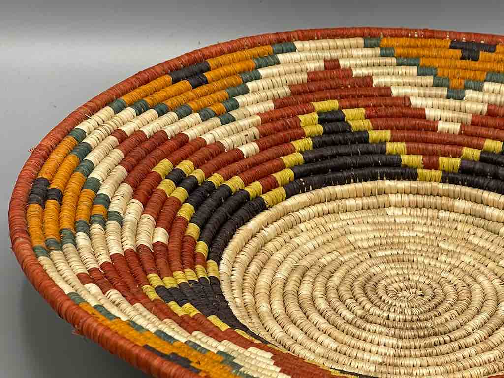 Finest Quality Handwoven Batoro Raffia Basket/Bowl | 11"