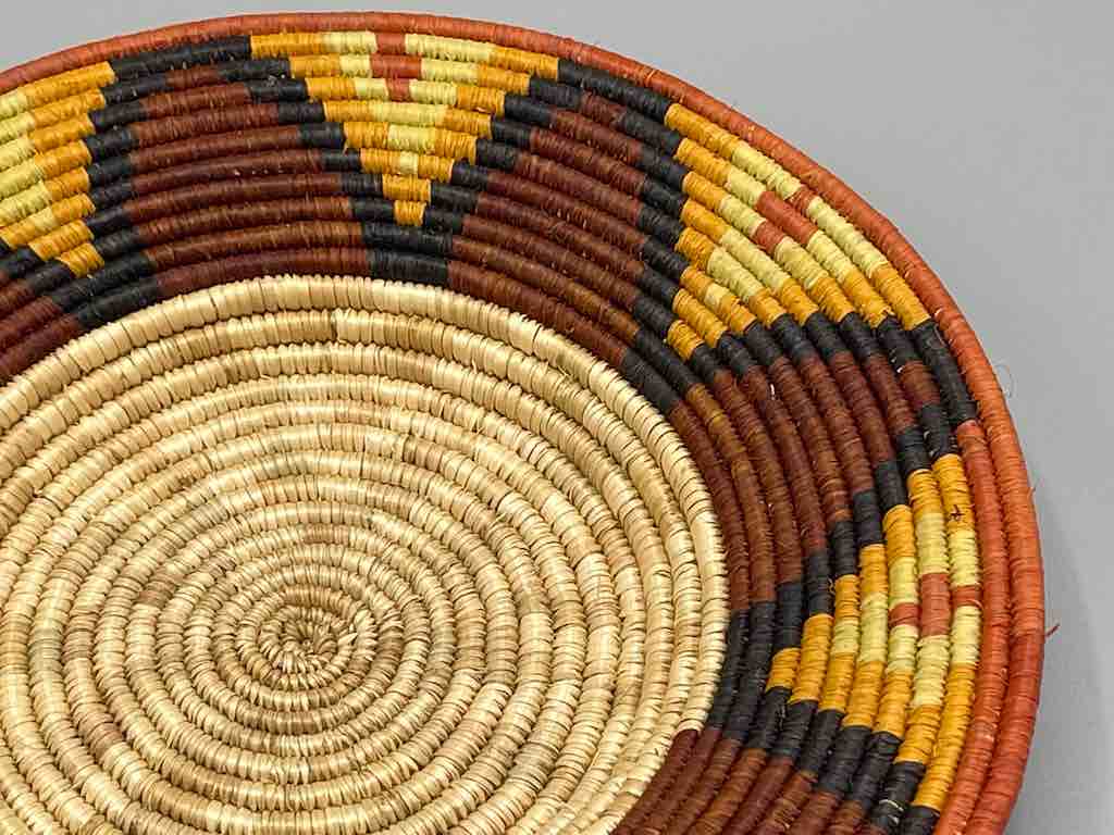 Finest Quality Handwoven Batoro Raffia Basket/Bowl | 9"