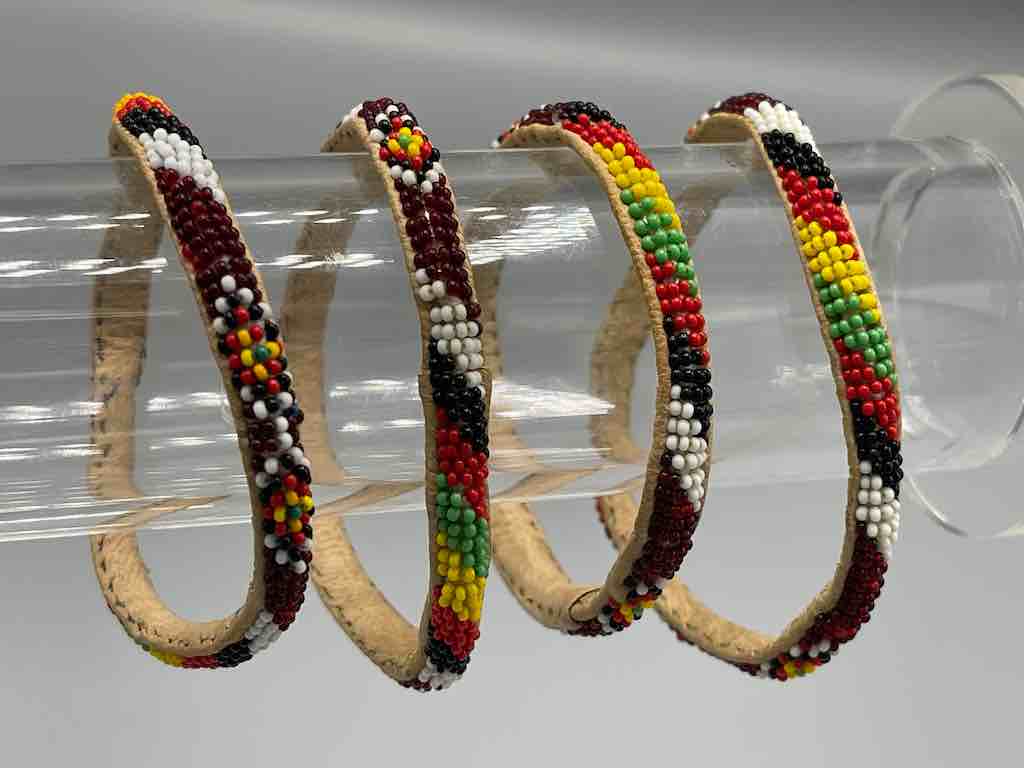Multi-color narrow fine beaded leather bracelet - Mauritania