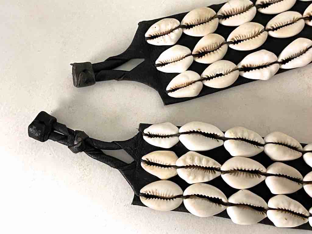 African Cultural Wide Real Cowrie Shell-Leather Black Ball & Loop Closure Belt