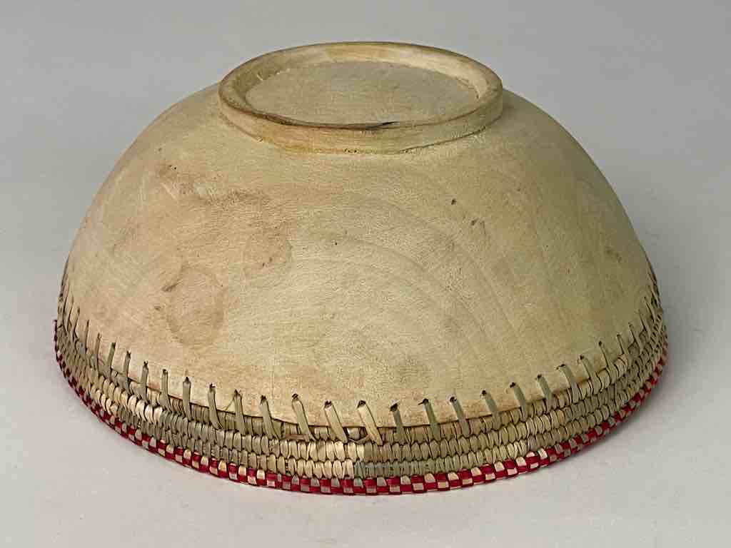 Light wooden bowl with 2-color basket-rim "Imbehe" Rwanda | 7.5"