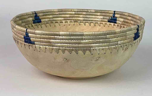 Light wooden bowl with 2-color basket-rim "Imbehe" Rwanda | 10"