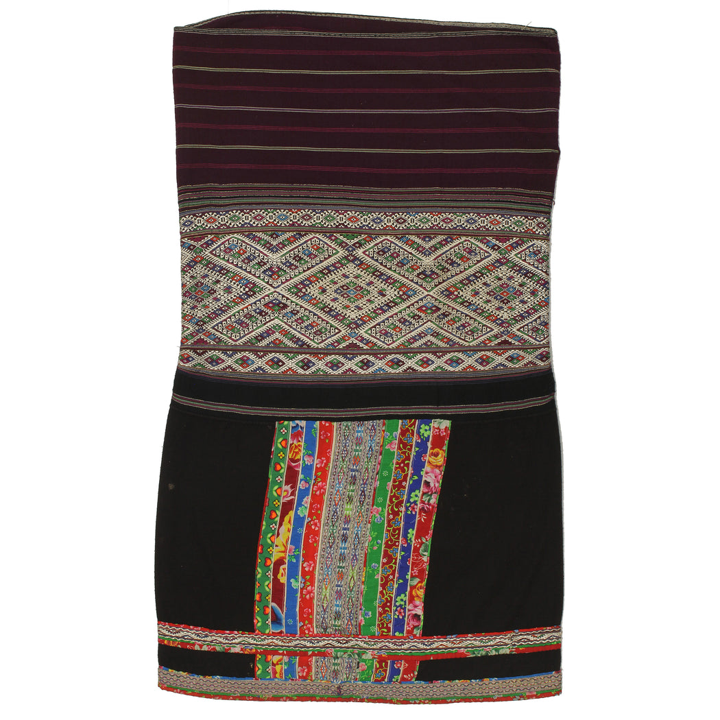 Vintage Ethnic Lu Skirt from Northern Vietnam | 38" x 22" - Niger Bend
