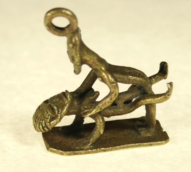 Small heterosexual goldweight pendant