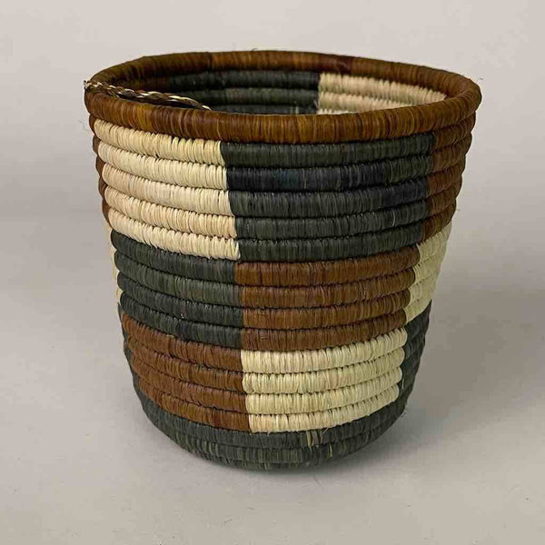 4 x 4” large checkerboard Batwa basket